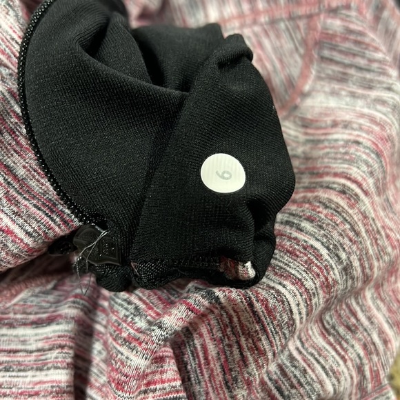 Lululemon Runderful 1/2 Zip Size 6 - Picture 11 of 11